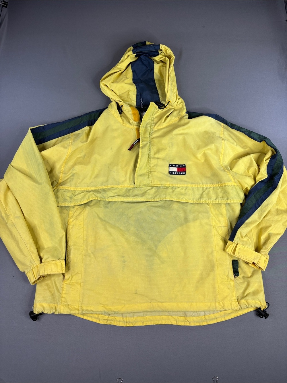 Vintage Tommy Hilfiger jacket Men’s XXL 2XL Yellow Hooded Windbreaker Thrashed